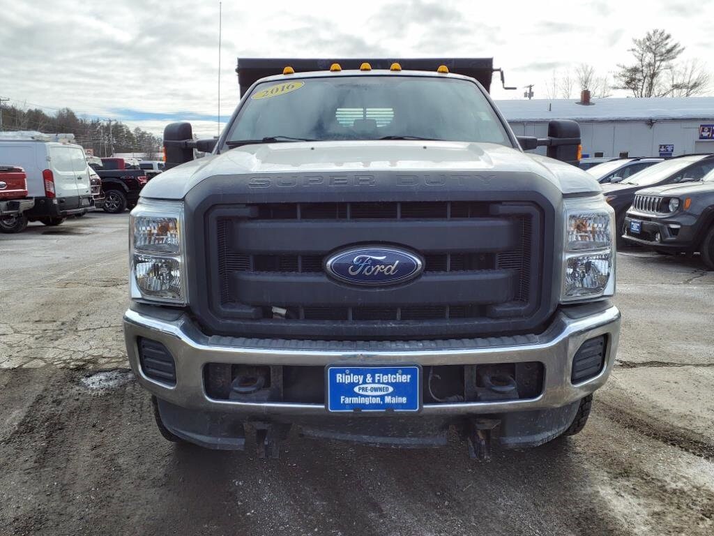 2016 Ford F-350 XL photo 2