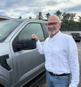 Staff member Randy Olson from d75a68f55136