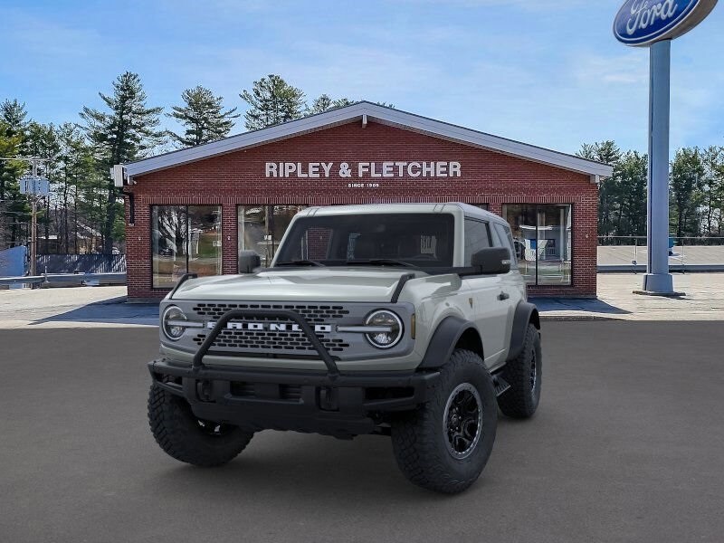 2024 Ford Bronco Badlands photo 2