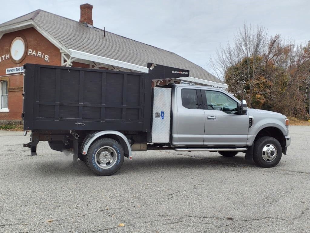 2020 Ford F-350 Lariat photo 4