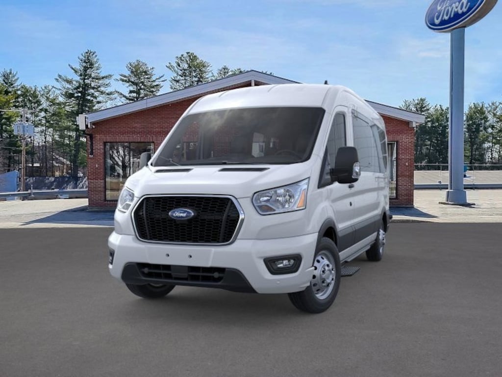 Used 2024 Ford Transit Passenger Wagon XLT T-350 148 Med Roof XLT AWD
