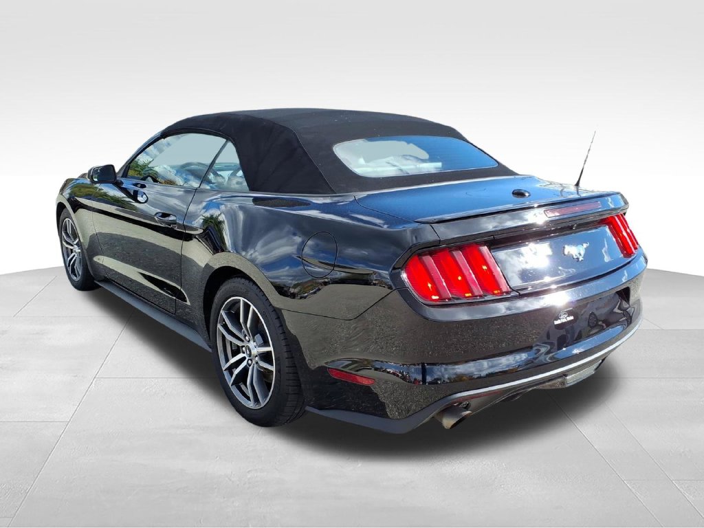 2017 Ford Mustang EcoBoost Premium - Photo 8