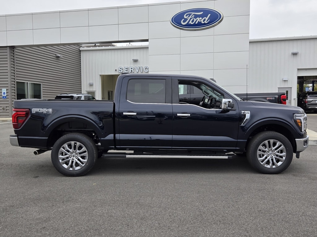 New 2025 Ford F-150 Lariat TRUCK