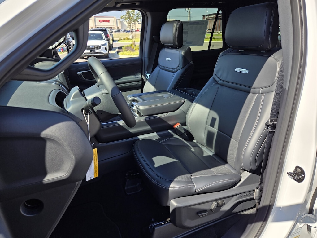 New 2025 Ford Expedition Platinum SUV