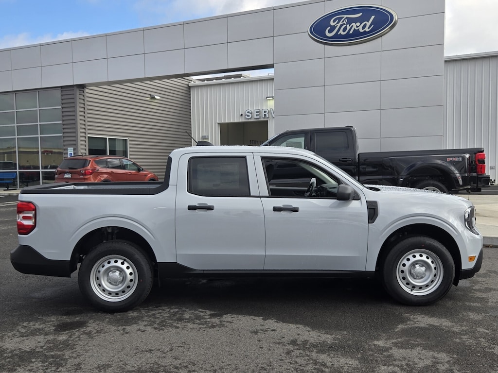 New 2025 Ford Maverick XL TRUCK