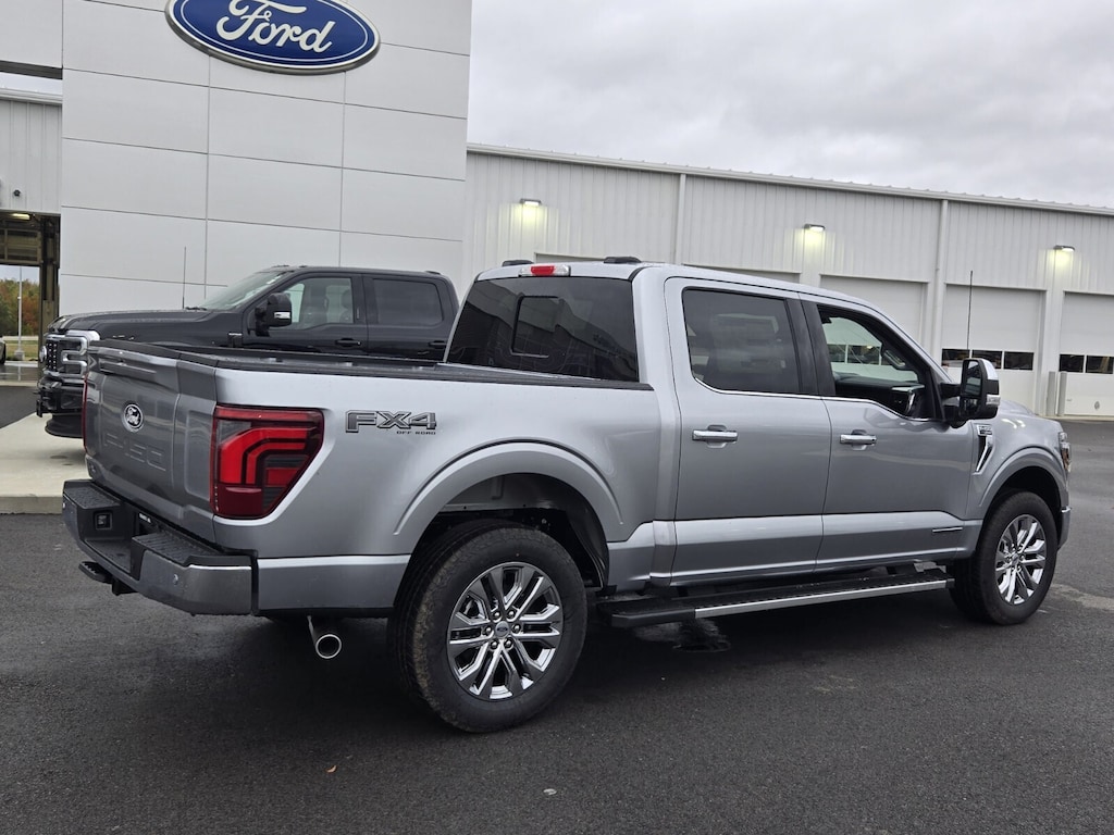 New 2025 Ford F-150 Lariat TRUCK