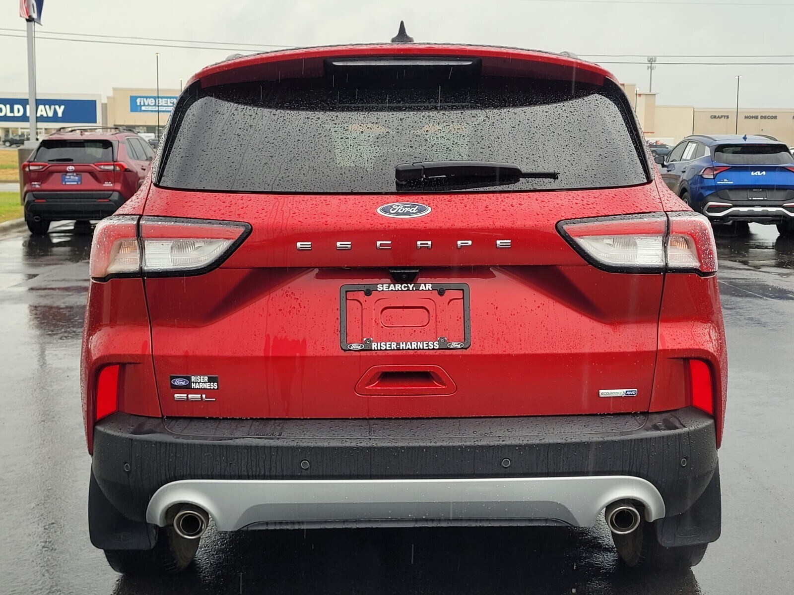 2020 Ford Escape SEL photo 4