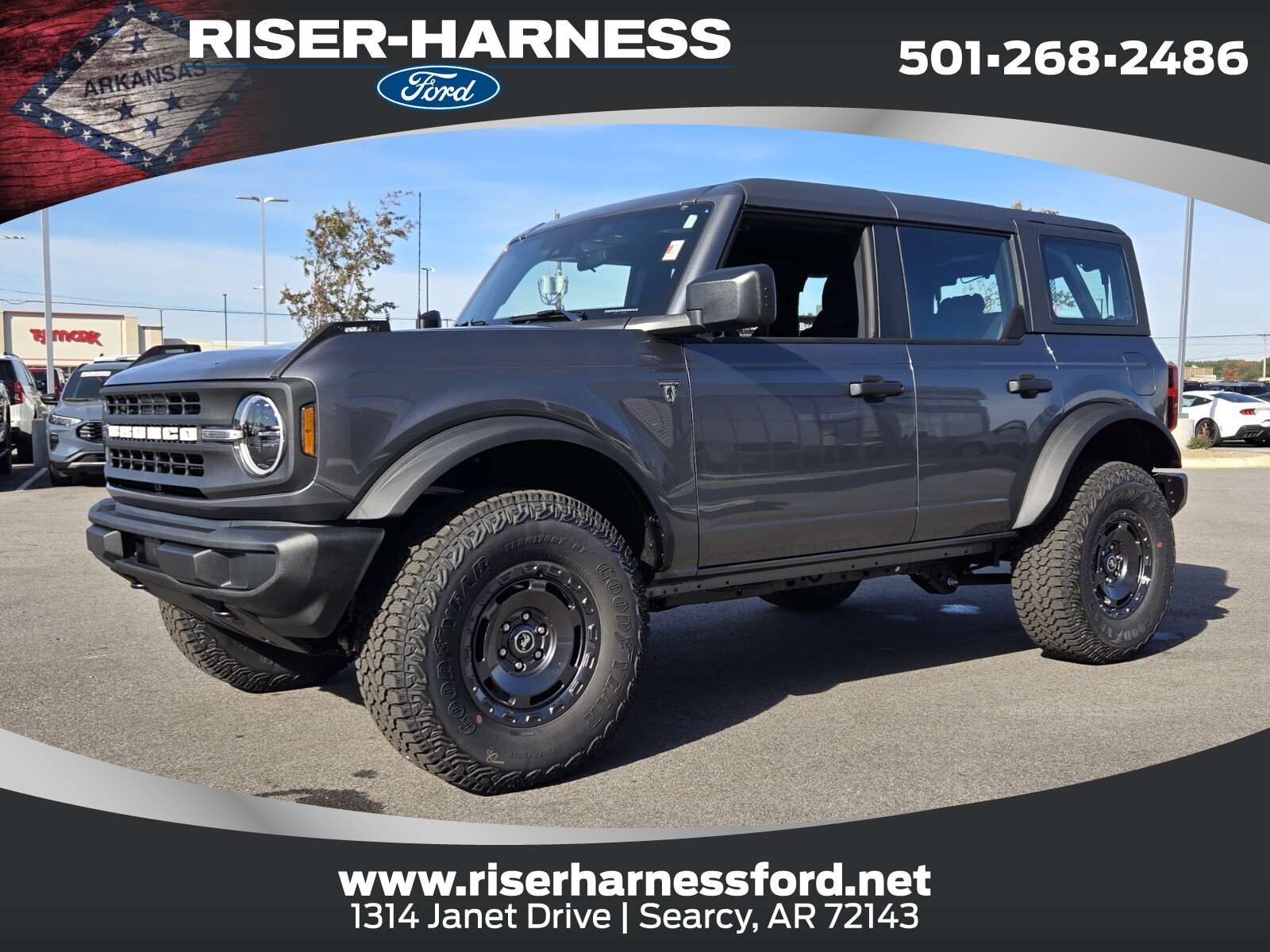 2025 Ford Bronco 4-Door Base's photo