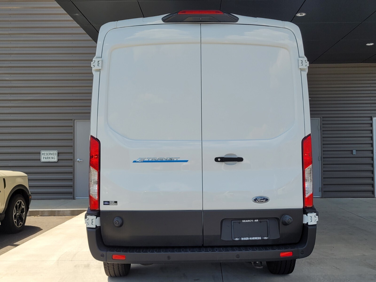 2022 Ford Transit photo 3