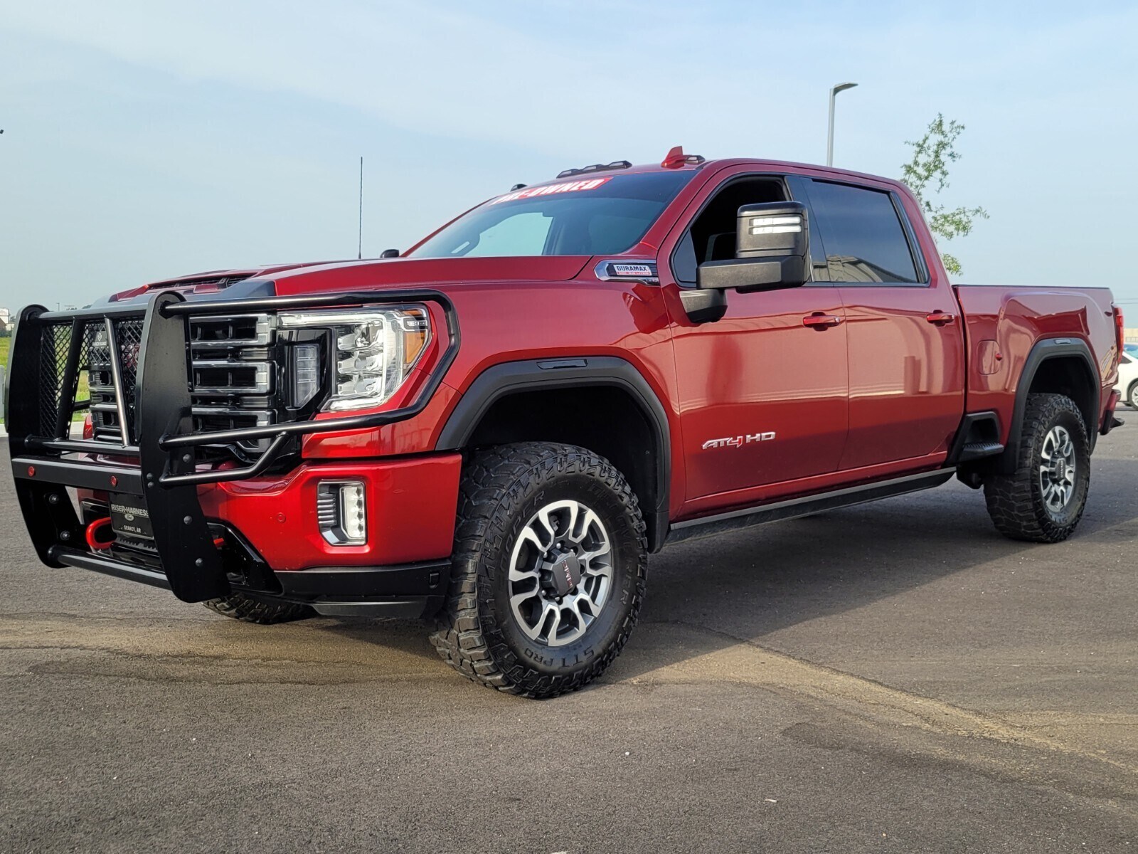 Used 2022 GMC Sierra 2500HD AT4 with VIN 1GT49PEY4NF201936 for sale in Searcy, AR