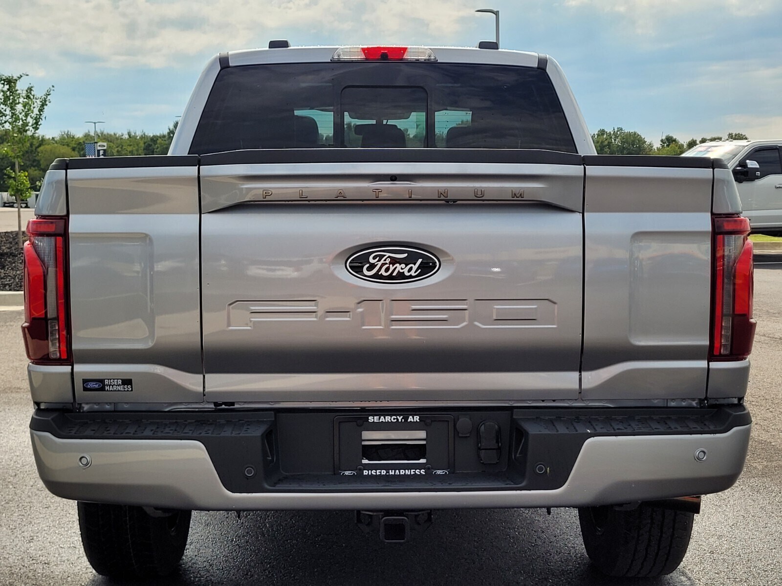 2025 Ford F-150 Platinum photo 4