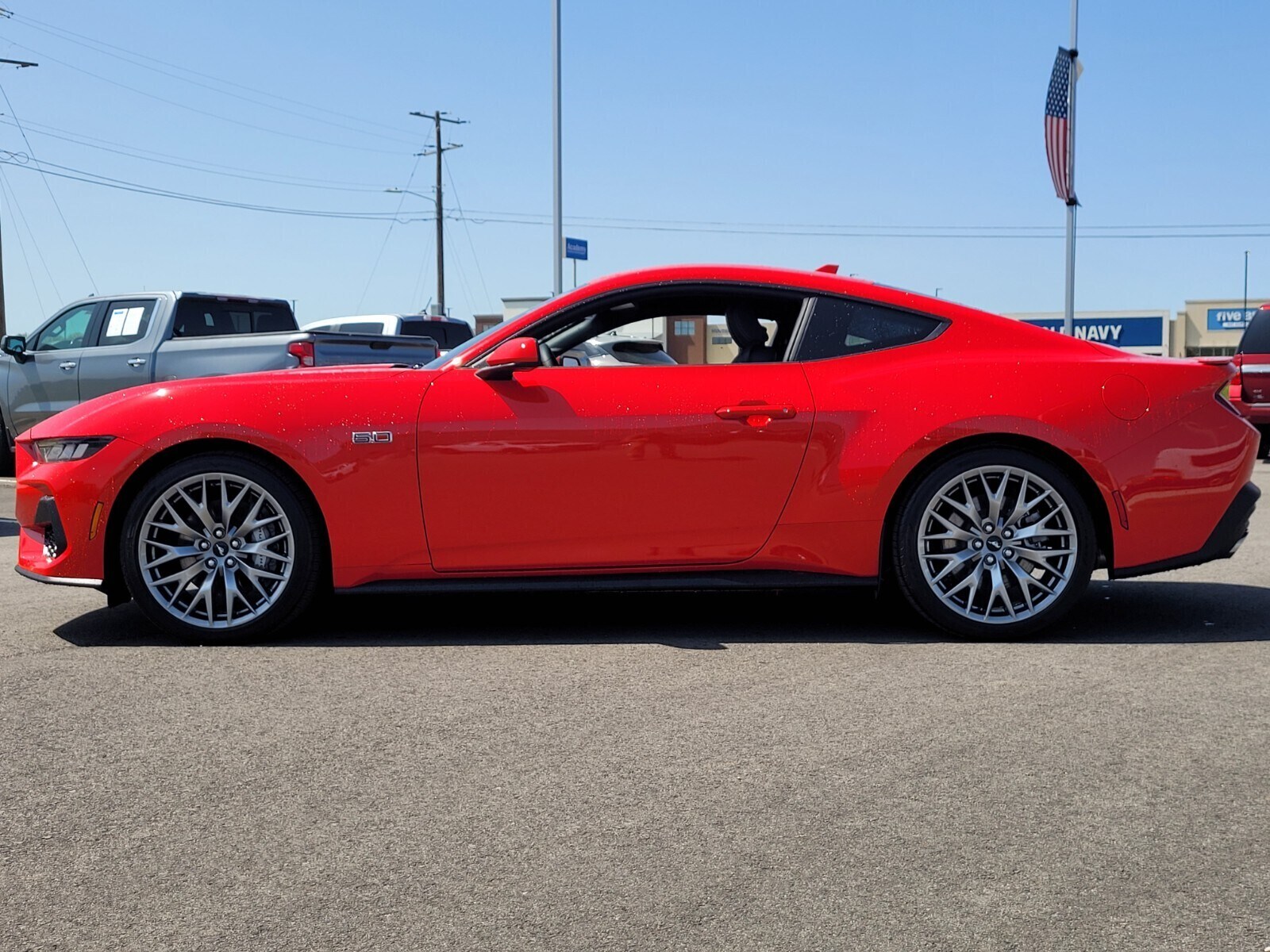 2025 Ford Mustang GT Premium photo 3
