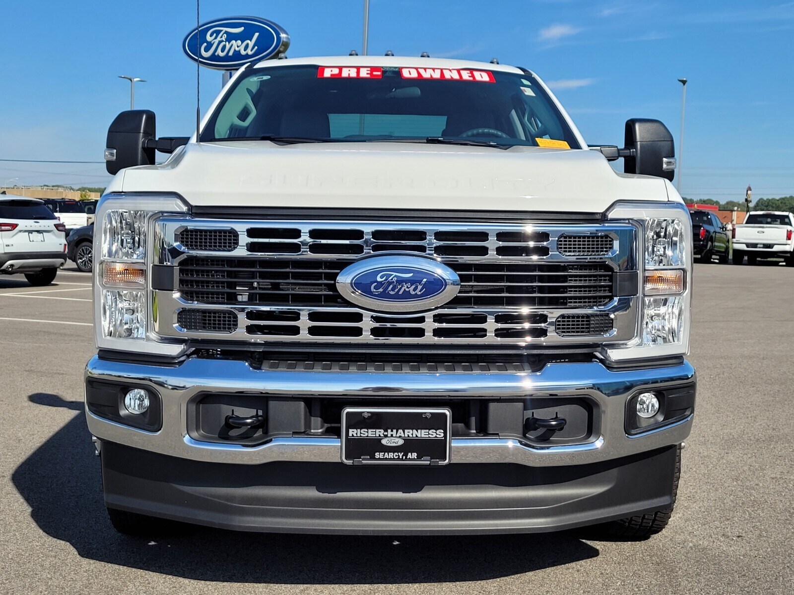 2025 Ford F-350 XLT photo 2