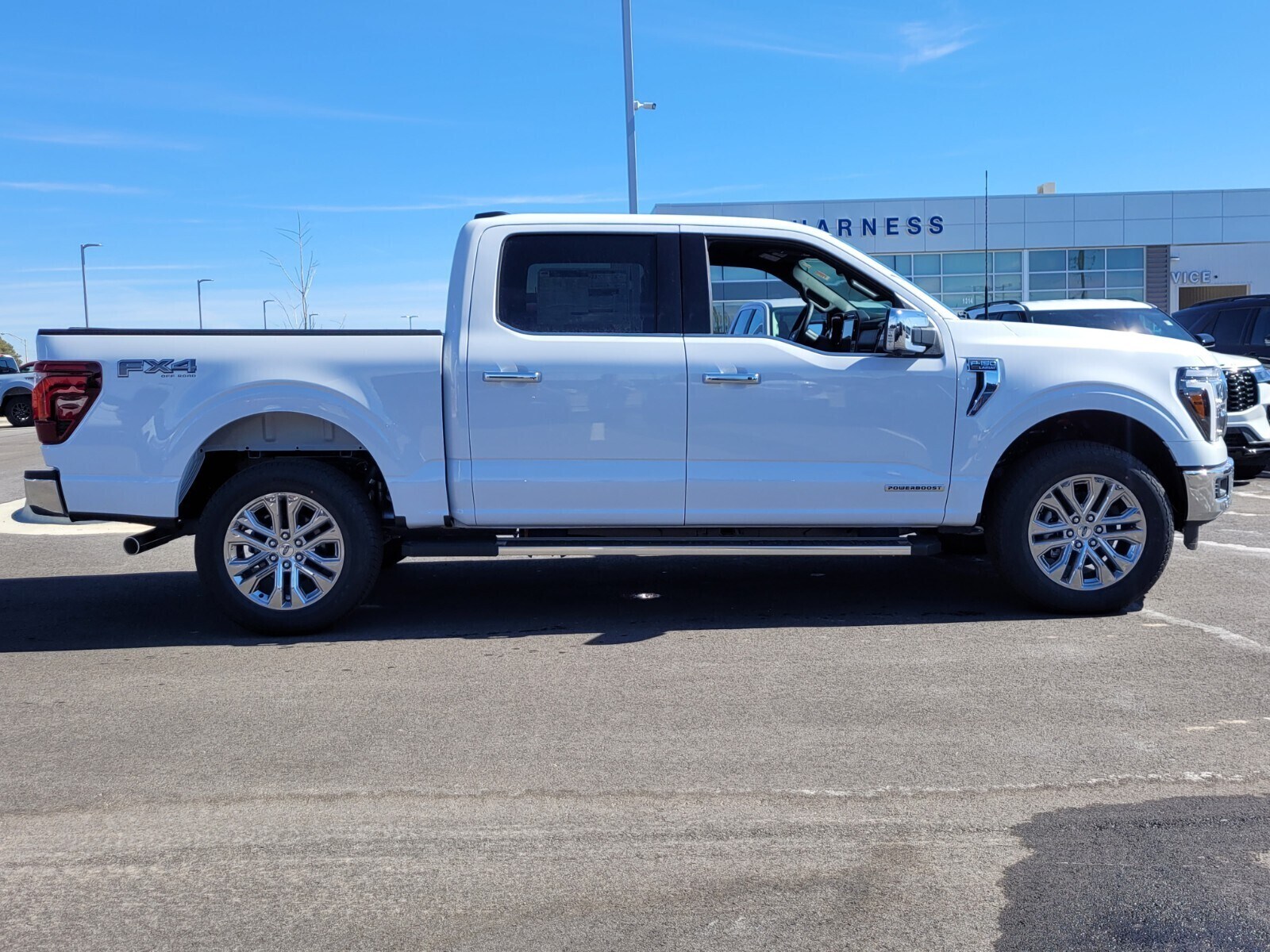 2025 Ford F-150 Lariat photo 3