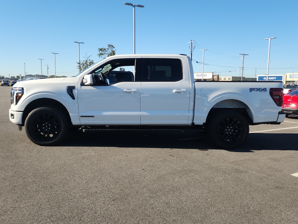New 2025 Ford F-150 Lariat TRUCK