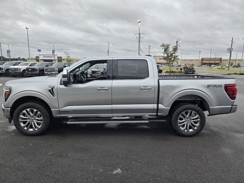 New 2025 Ford F-150 Lariat TRUCK