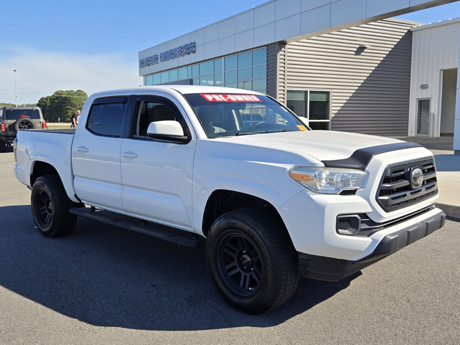 Certified 2018 Toyota Tacoma SR with VIN 5TFAX5GN6JX117525 for sale in Little Rock