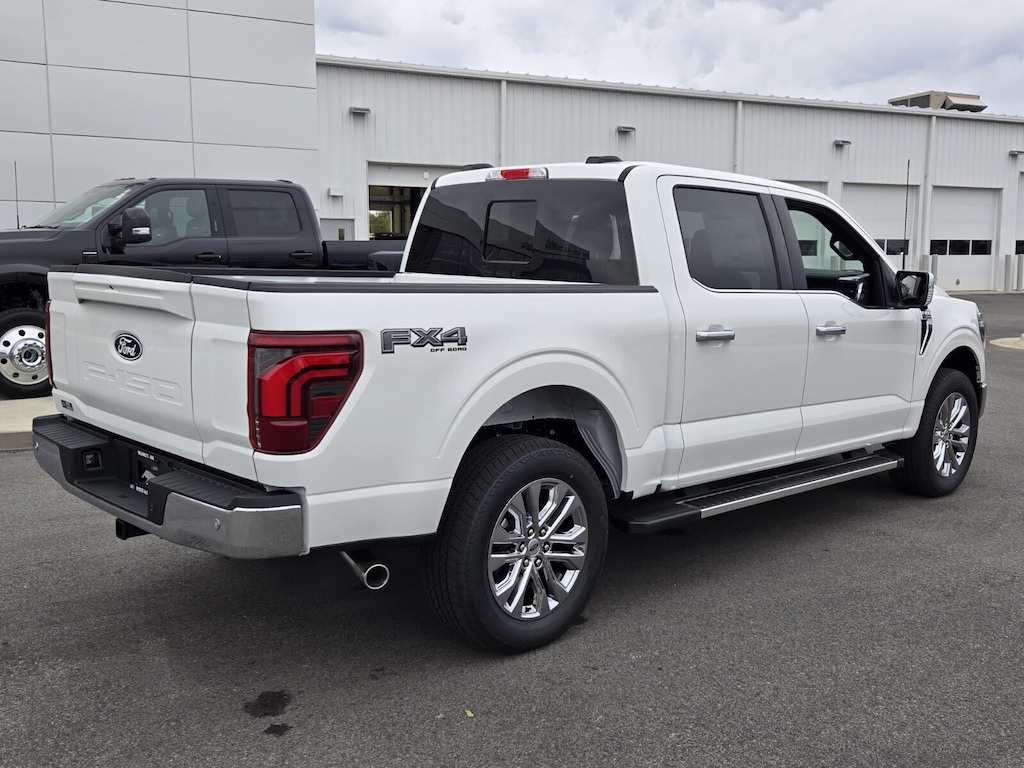 New 2025 Ford F-150 Lariat TRUCK