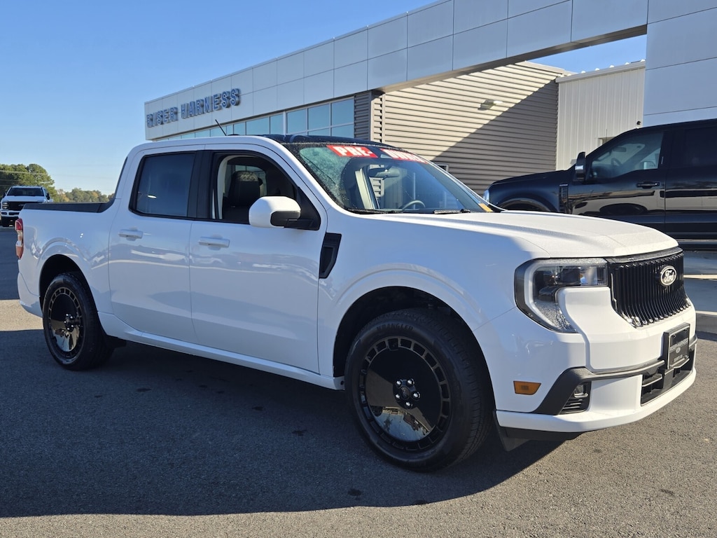 Used 2025 Ford Maverick Lobo Standard SuperCrew