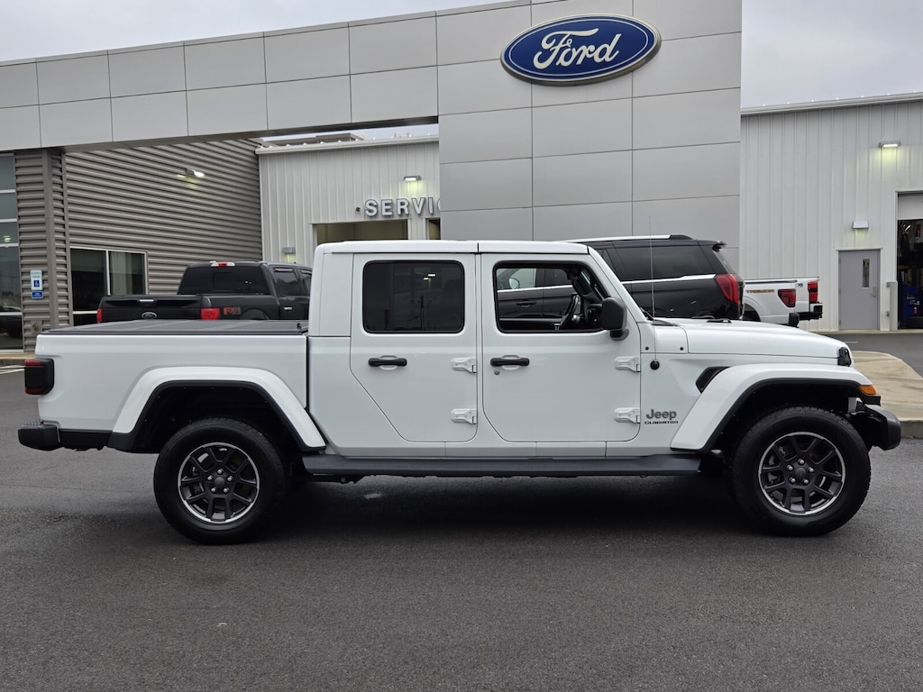 Certified 2021 Jeep Gladiator Overland Crew Cab