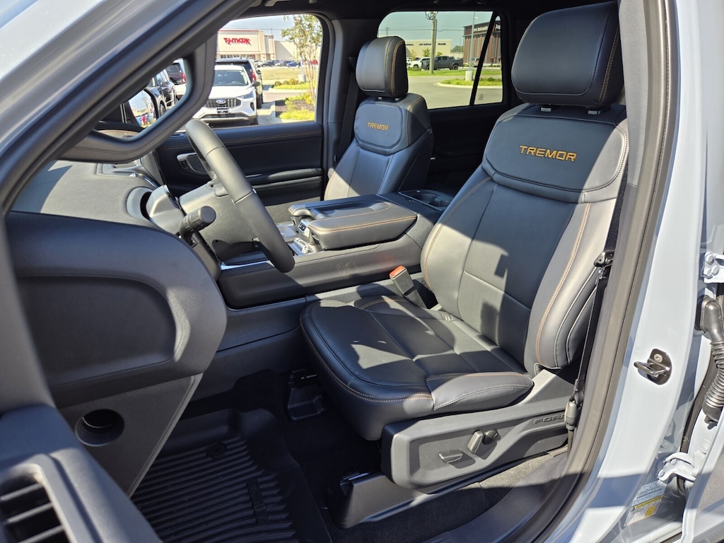 New 2025 Ford Expedition Tremor SUV