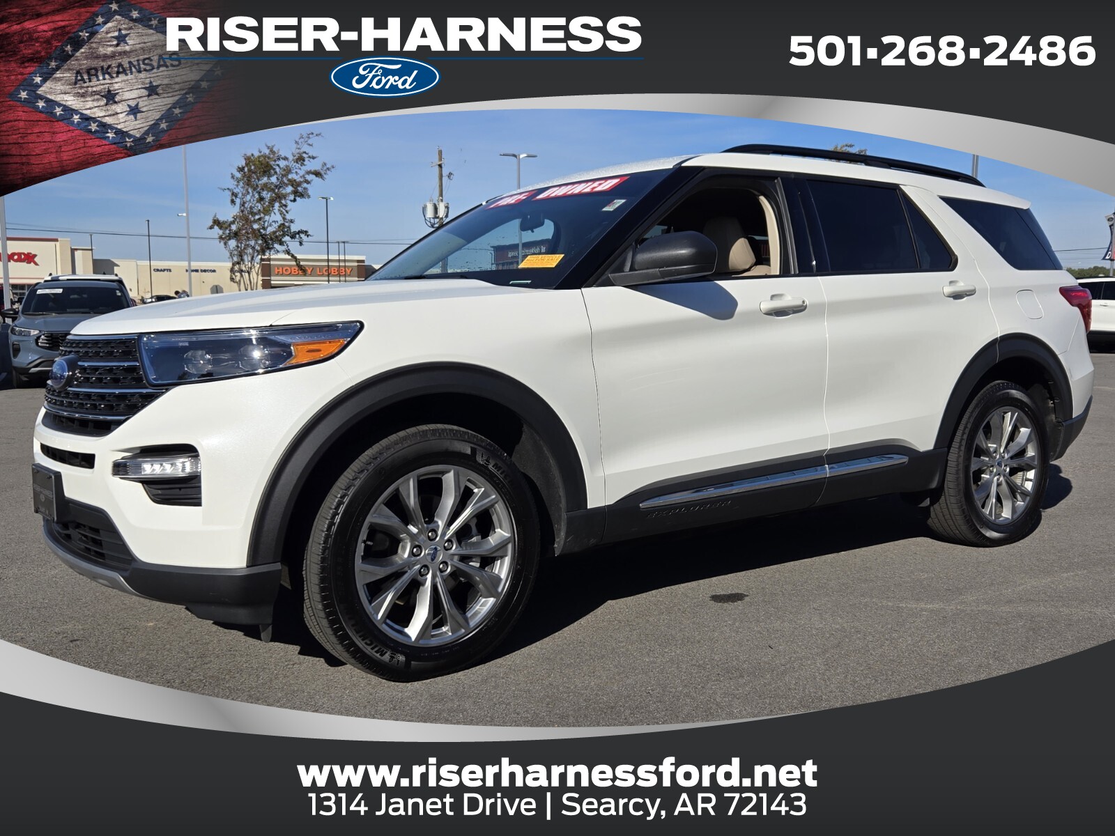 2022 Ford Explorer XLT's photo