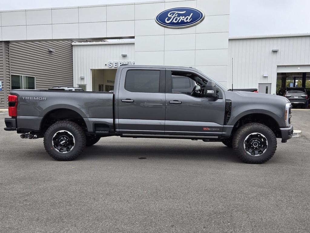 New 2026 Ford Superduty F-250 Platinum TRUCK