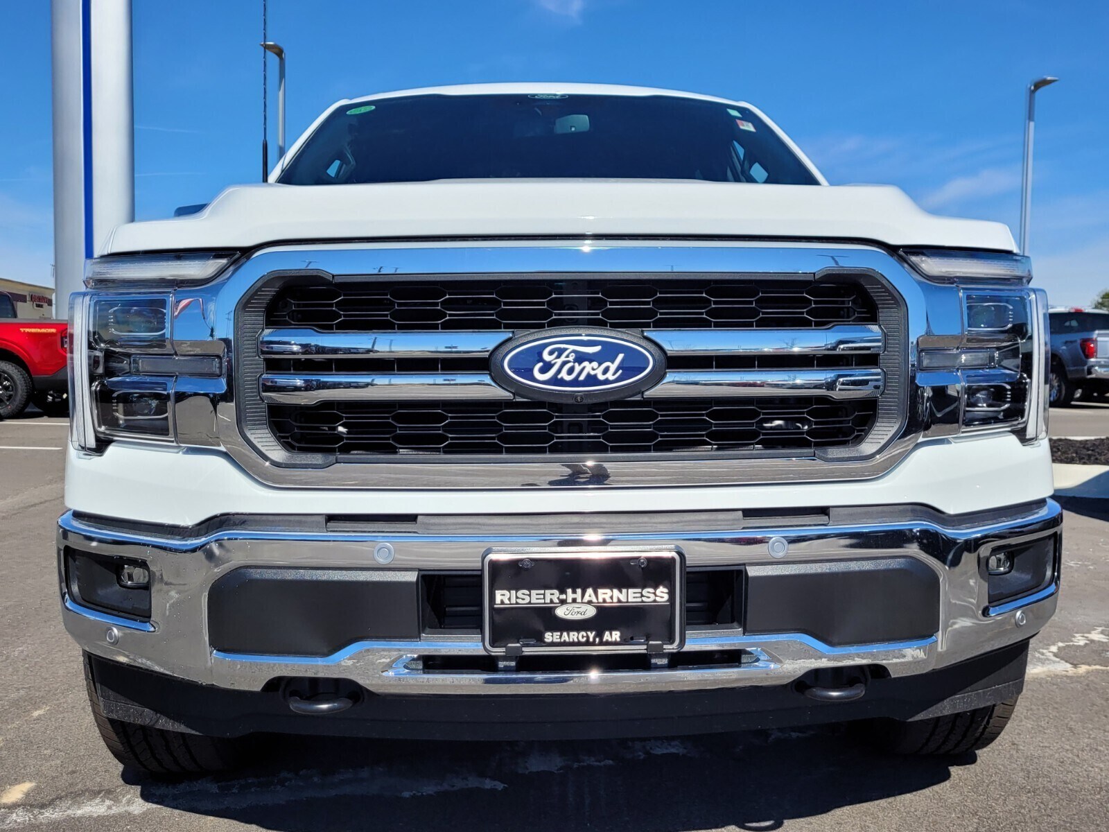 2025 Ford F-150 Lariat photo 2