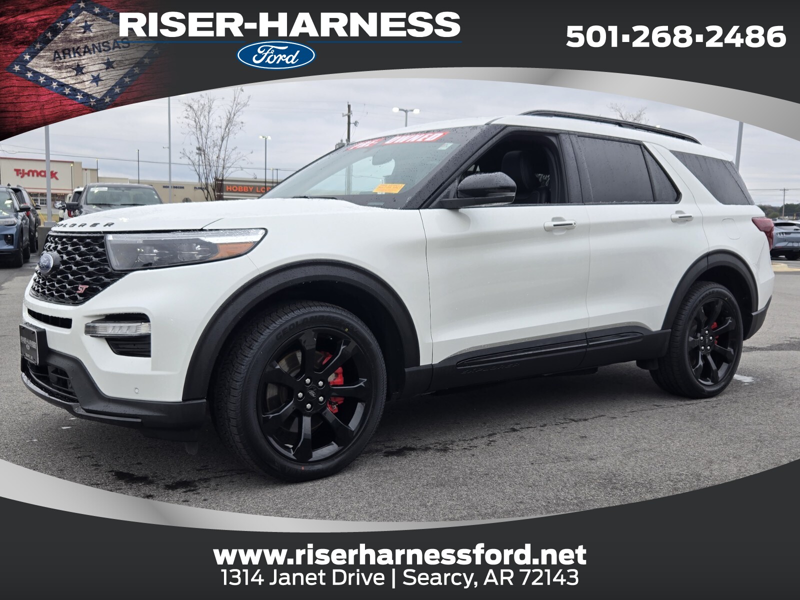 2024 Ford Explorer ST's photo