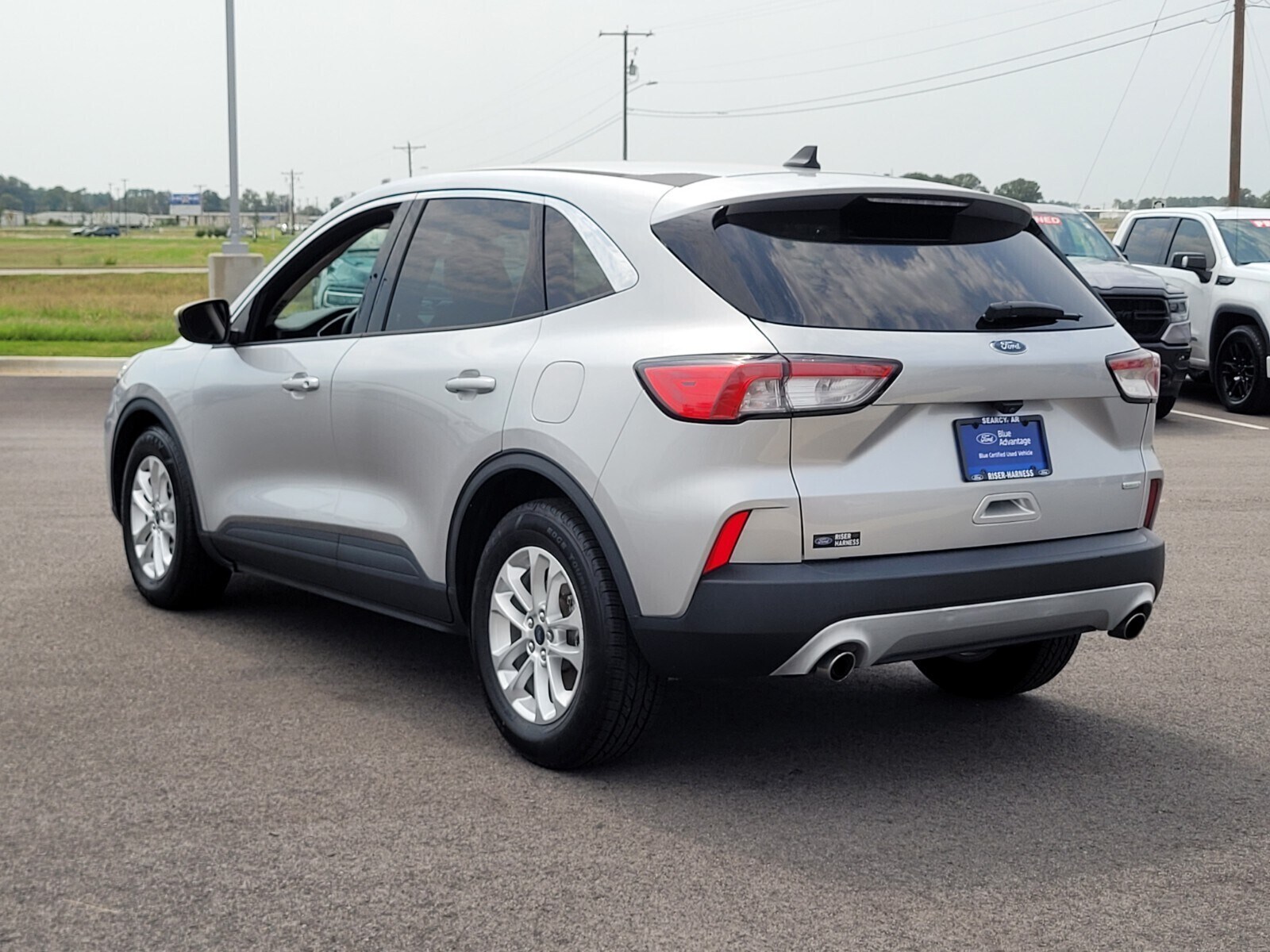 2020 Ford Escape SE photo 3