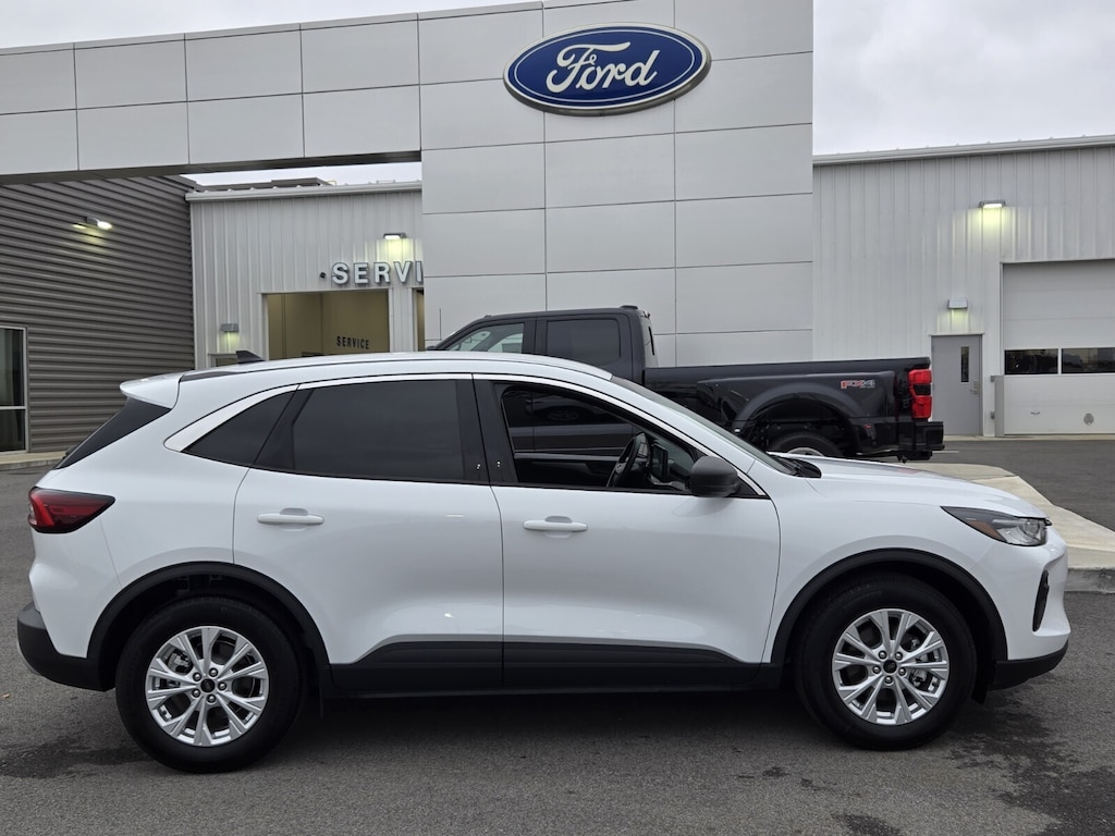 Used 2024 Ford Escape Active Sport Utility