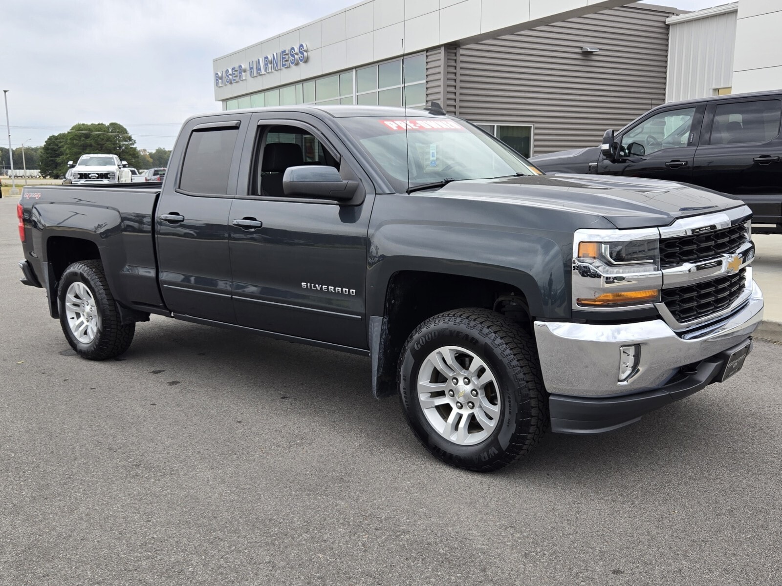 Certified 2017 Chevrolet Silverado 1500 LT with VIN 1GCVKREC2HZ244392 for sale in Little Rock