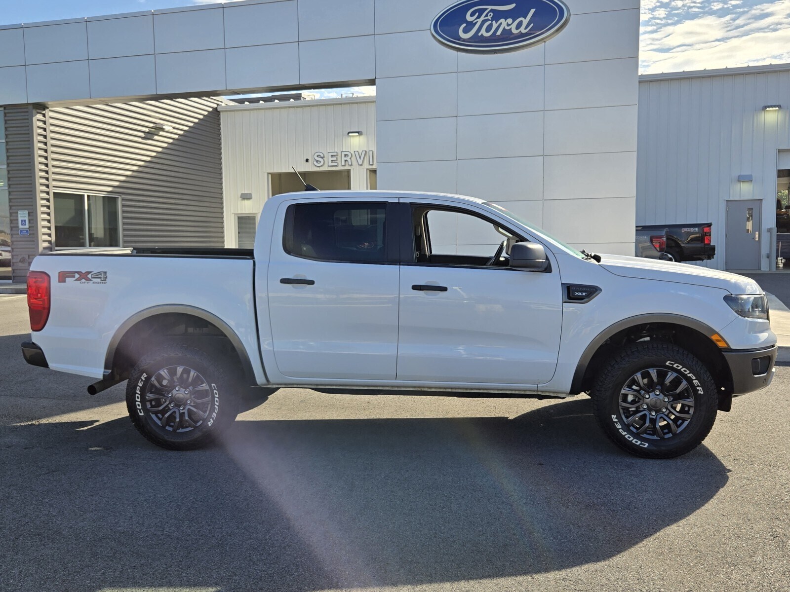 2019 Ford Ranger XLT photo 2
