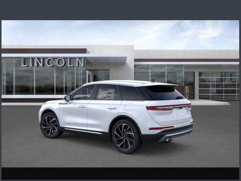 2025 Lincoln Corsair Reserve photo 4