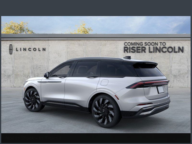 2025 Lincoln Nautilus Reserve photo 4