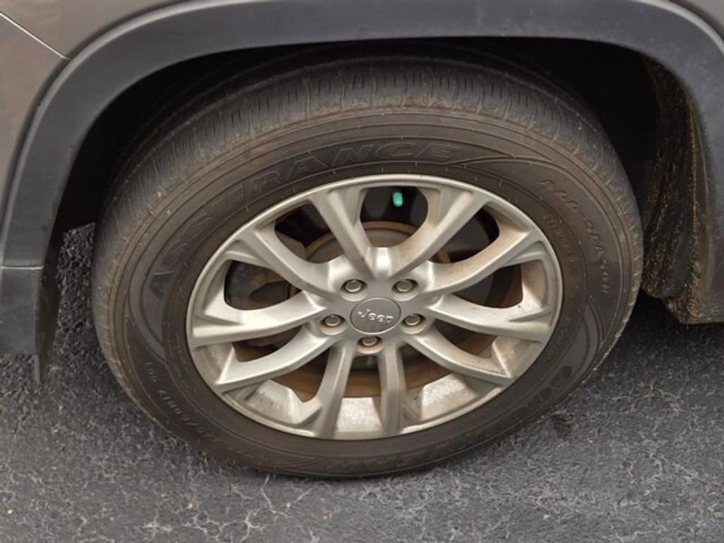 Certified 2020 Jeep Cherokee Latitude Sport Utility