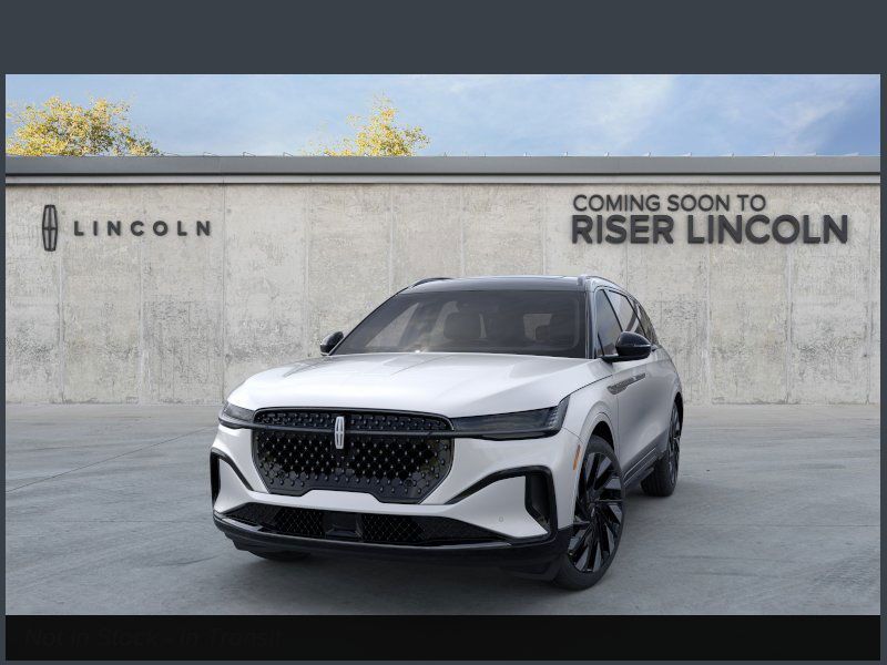 2025 Lincoln Nautilus Reserve photo 2