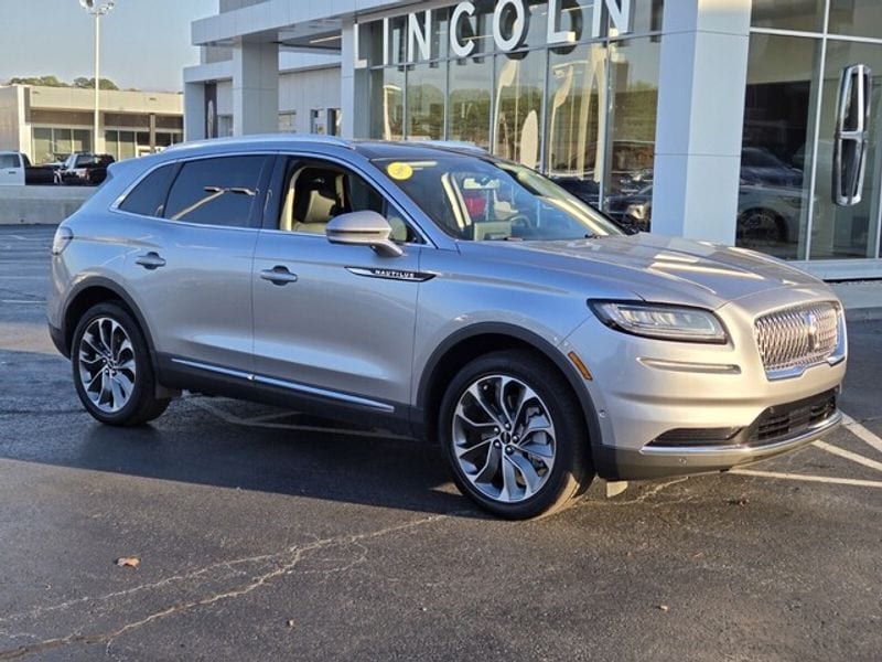 2022 Lincoln Nautilus Reserve's photo