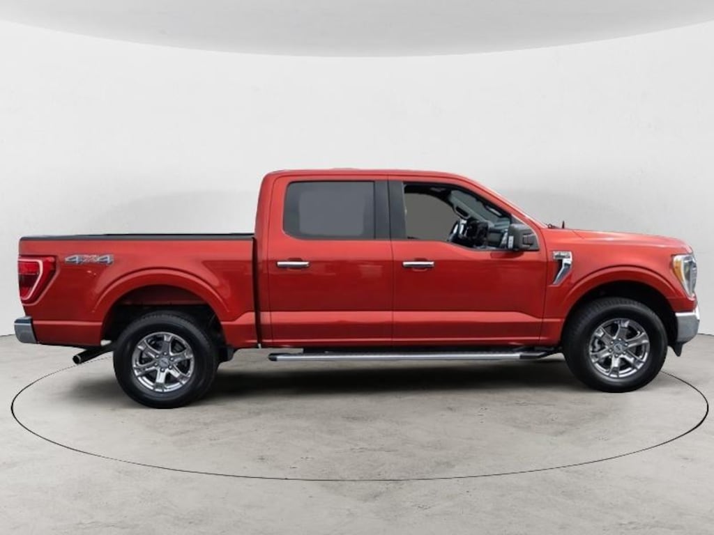Used 2023 Ford F-150 XLT Crew Cab
