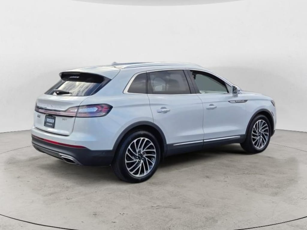 Used 2019 Lincoln Nautilus Reserve Sport Utility