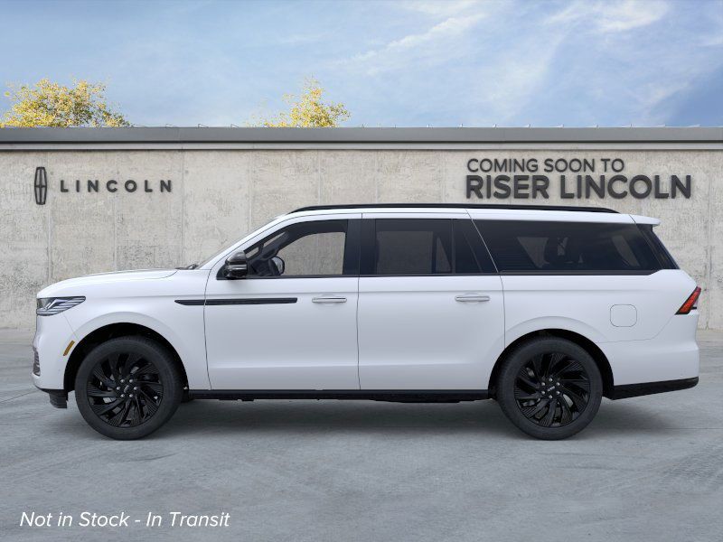 2025 Lincoln Navigator L Reserve photo 3
