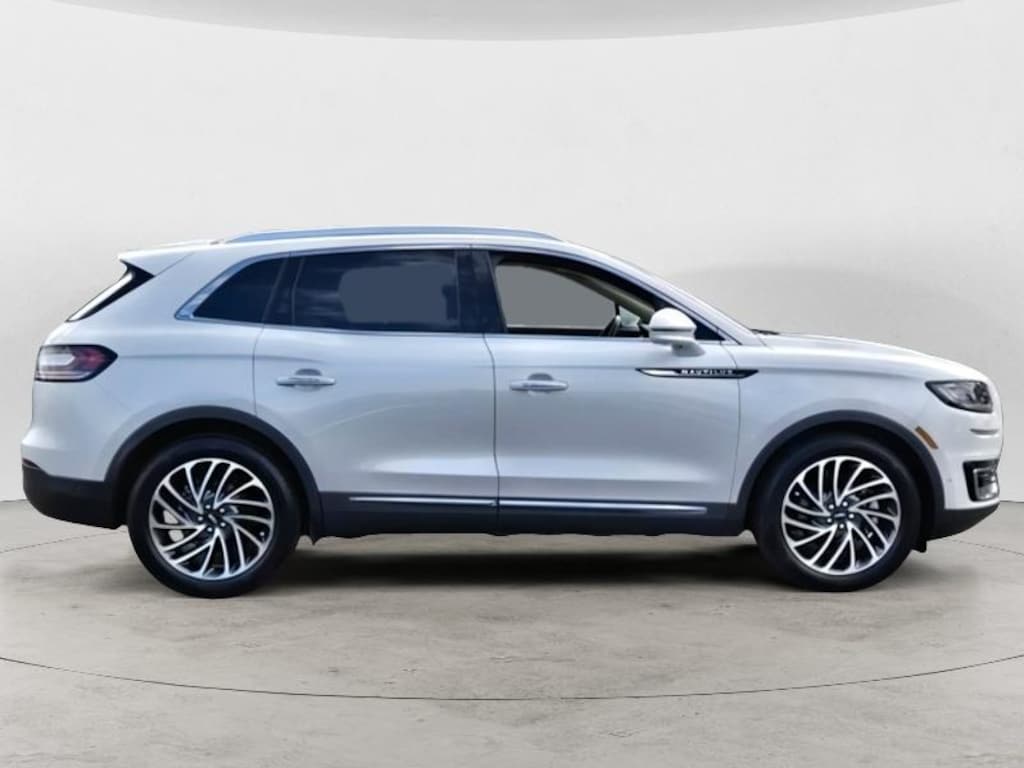 Used 2019 Lincoln Nautilus Reserve Sport Utility
