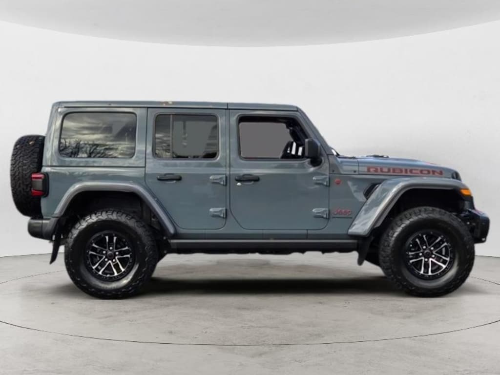 Used 2024 Jeep Wrangler Rubicon X Sport Utility