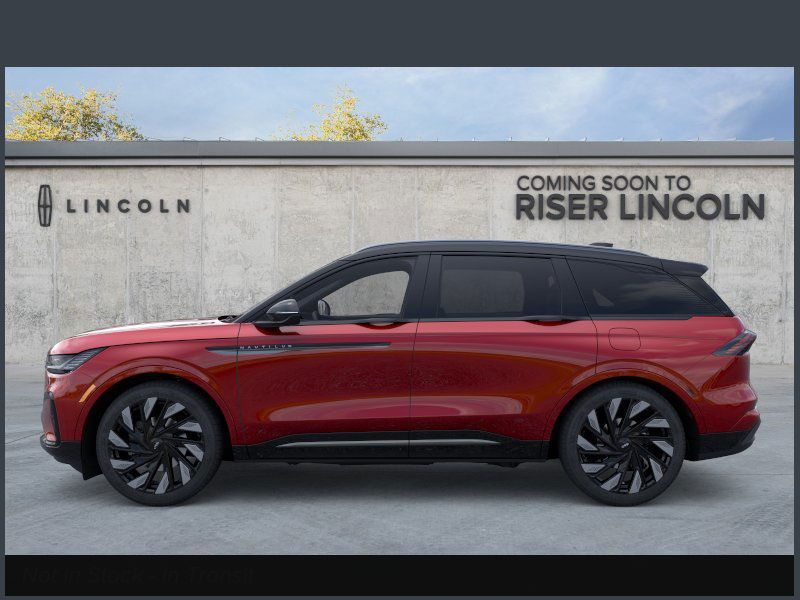 2025 Lincoln Nautilus Reserve photo 3