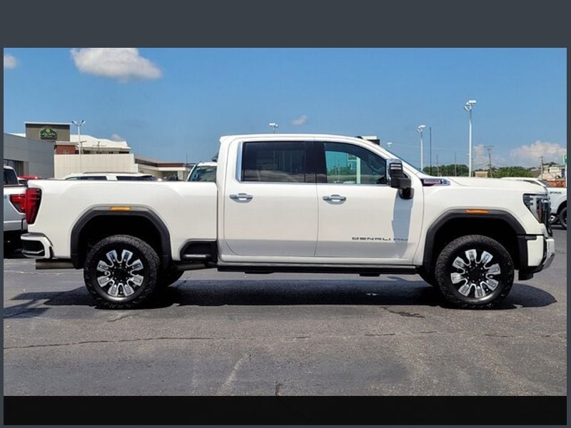 Used 2024 GMC Sierra 2500HD Denali with VIN 1GT49REY0RF387931 for sale in Little Rock