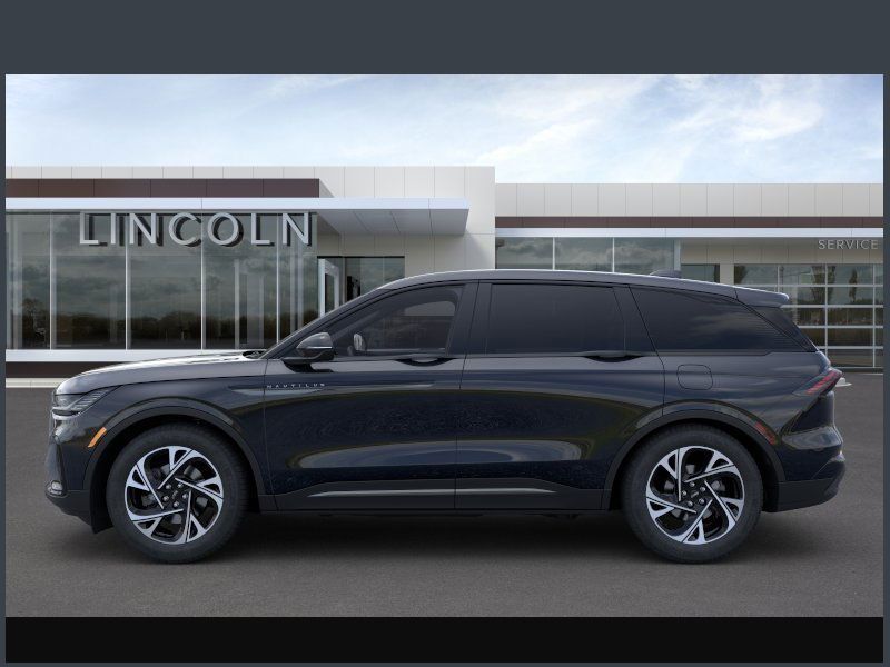 2025 Lincoln Nautilus Premiere photo 3