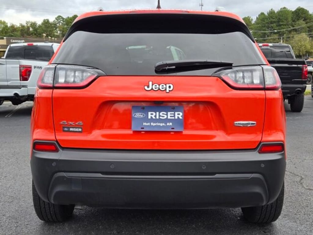 Used 2021 Jeep Cherokee Latitude Plus Sport Utility