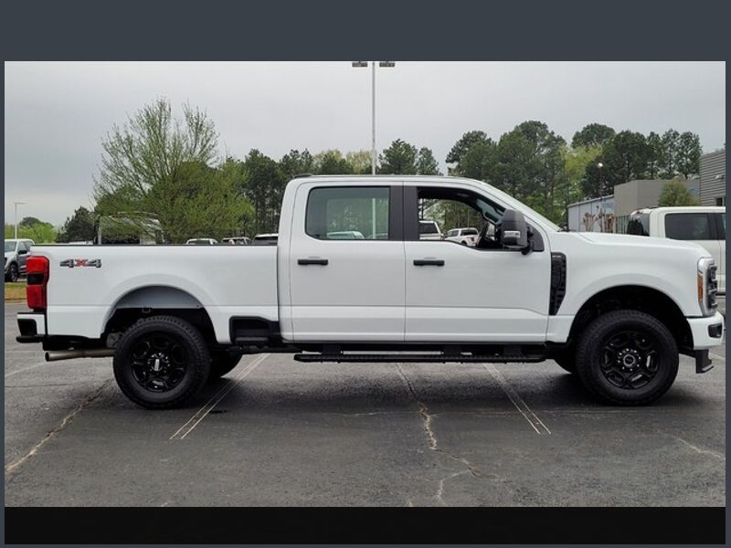 Used 2023 Ford F-250 Super Duty XL with VIN 1FT8W2BA5PEE18635 for sale in Little Rock