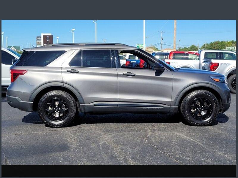2023 Ford Explorer Timberline photo 2