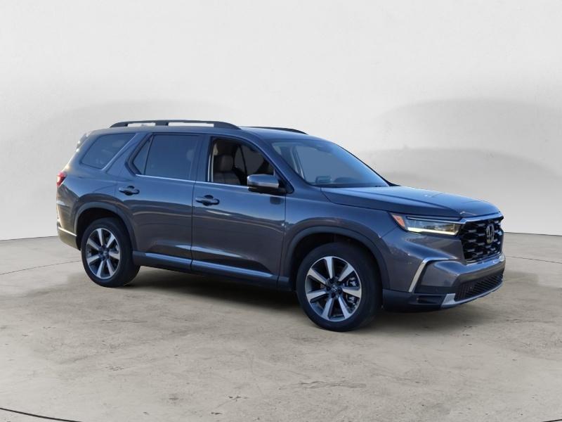 2025 Honda Pilot Elite's photo